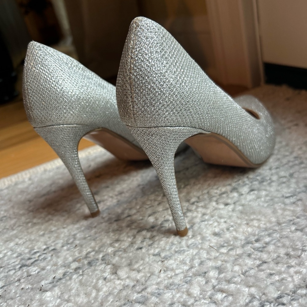IDIFU Women’s Silver Glitter Formal Stiletto Heels Office Wedding - Picture 5 of 11